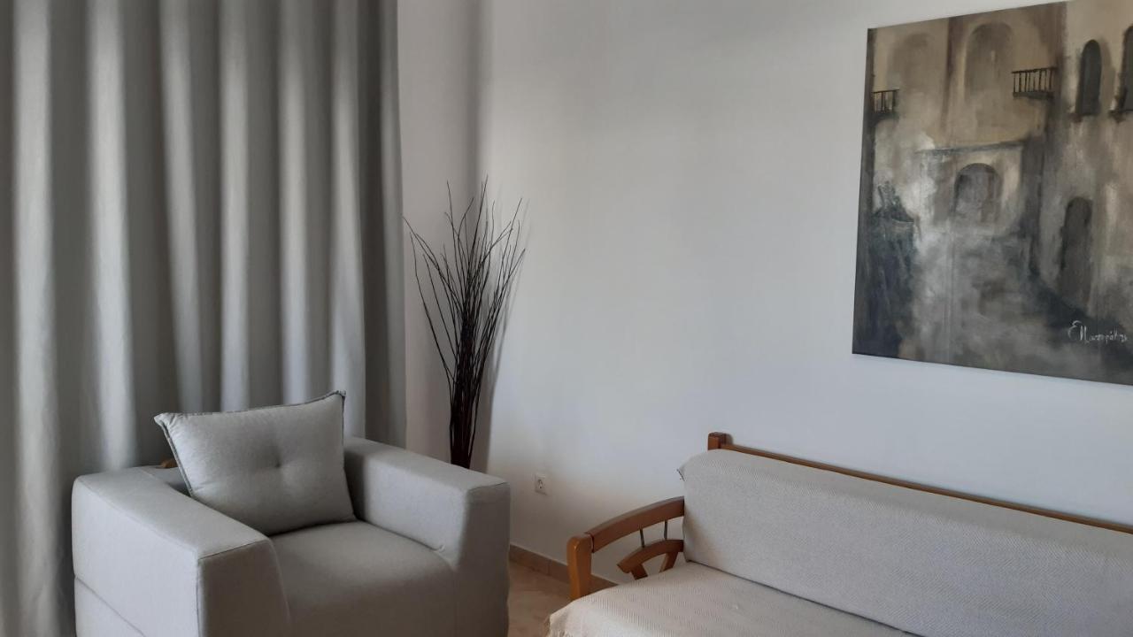 Matilda Milos - Cycladic Living Daire Triovasálos Dış mekan fotoğraf