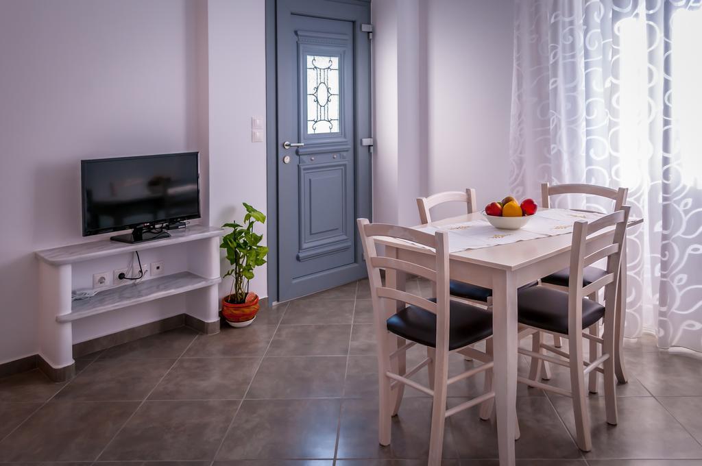 Matilda Milos - Cycladic Living Daire Triovasálos Dış mekan fotoğraf