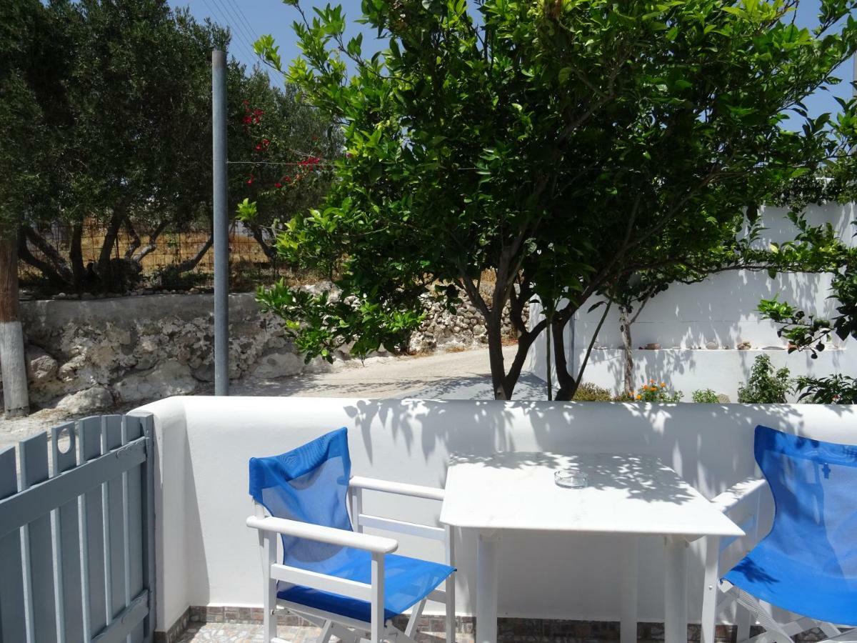 Matilda Milos - Cycladic Living Daire Triovasálos Dış mekan fotoğraf