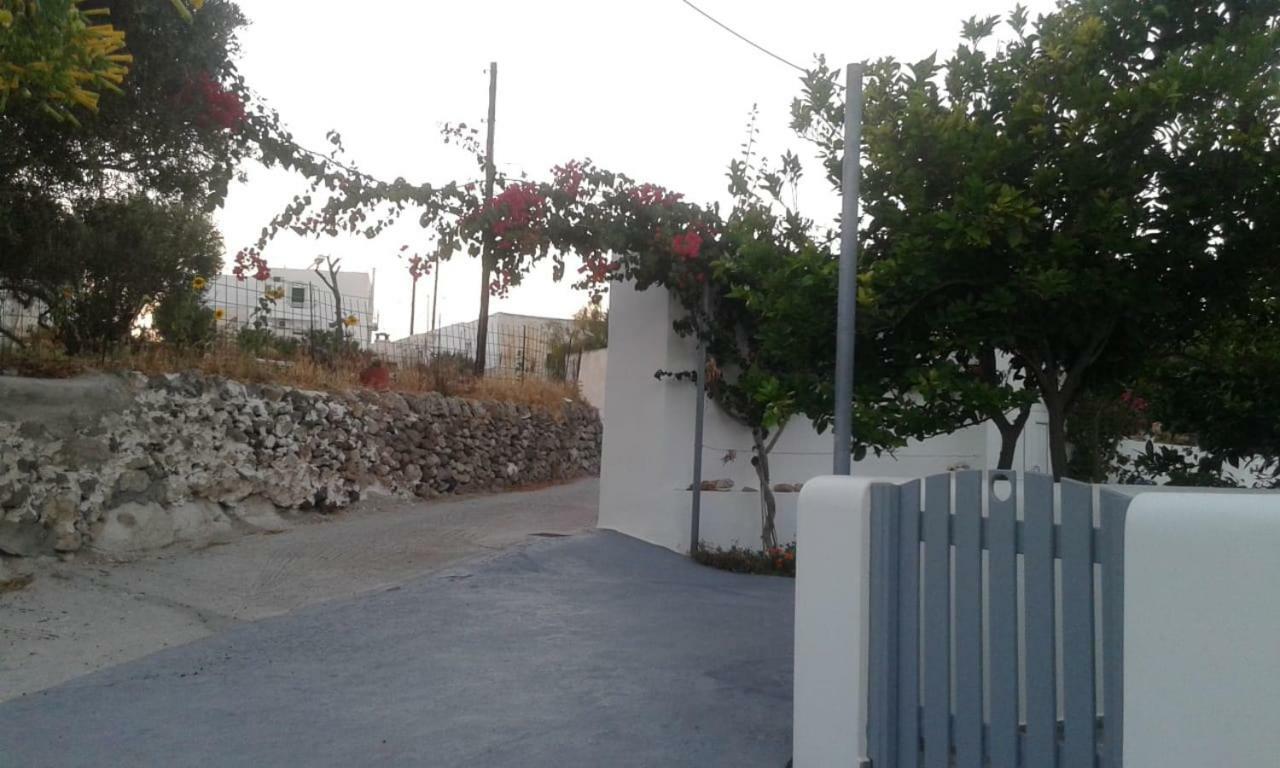 Matilda Milos - Cycladic Living Daire Triovasálos Dış mekan fotoğraf