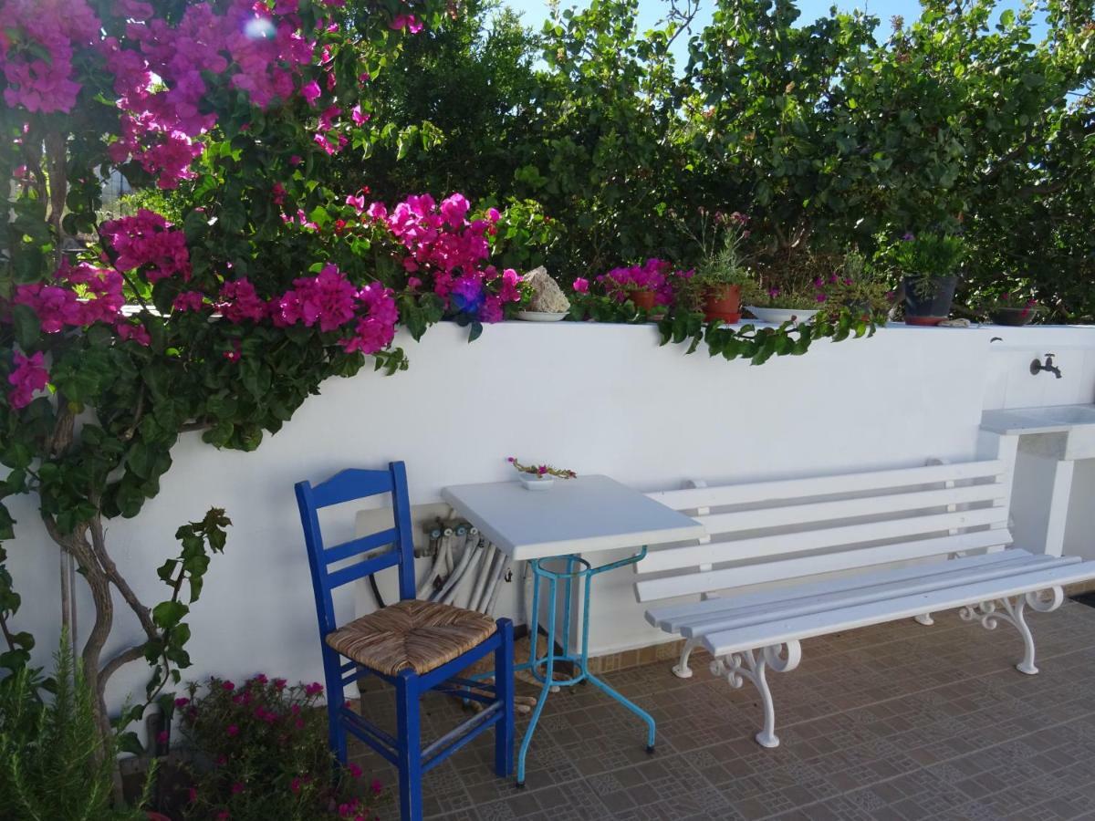 Matilda Milos - Cycladic Living Daire Triovasálos Dış mekan fotoğraf